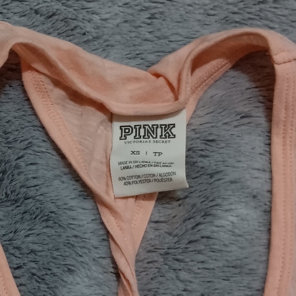 VS/Pink - Picture 12 of 12